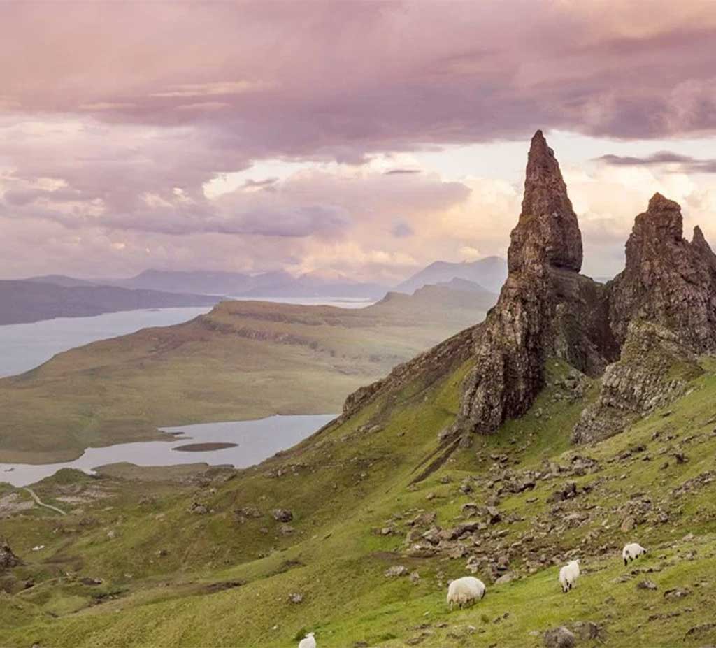 Portree Private Tour with a local Guide