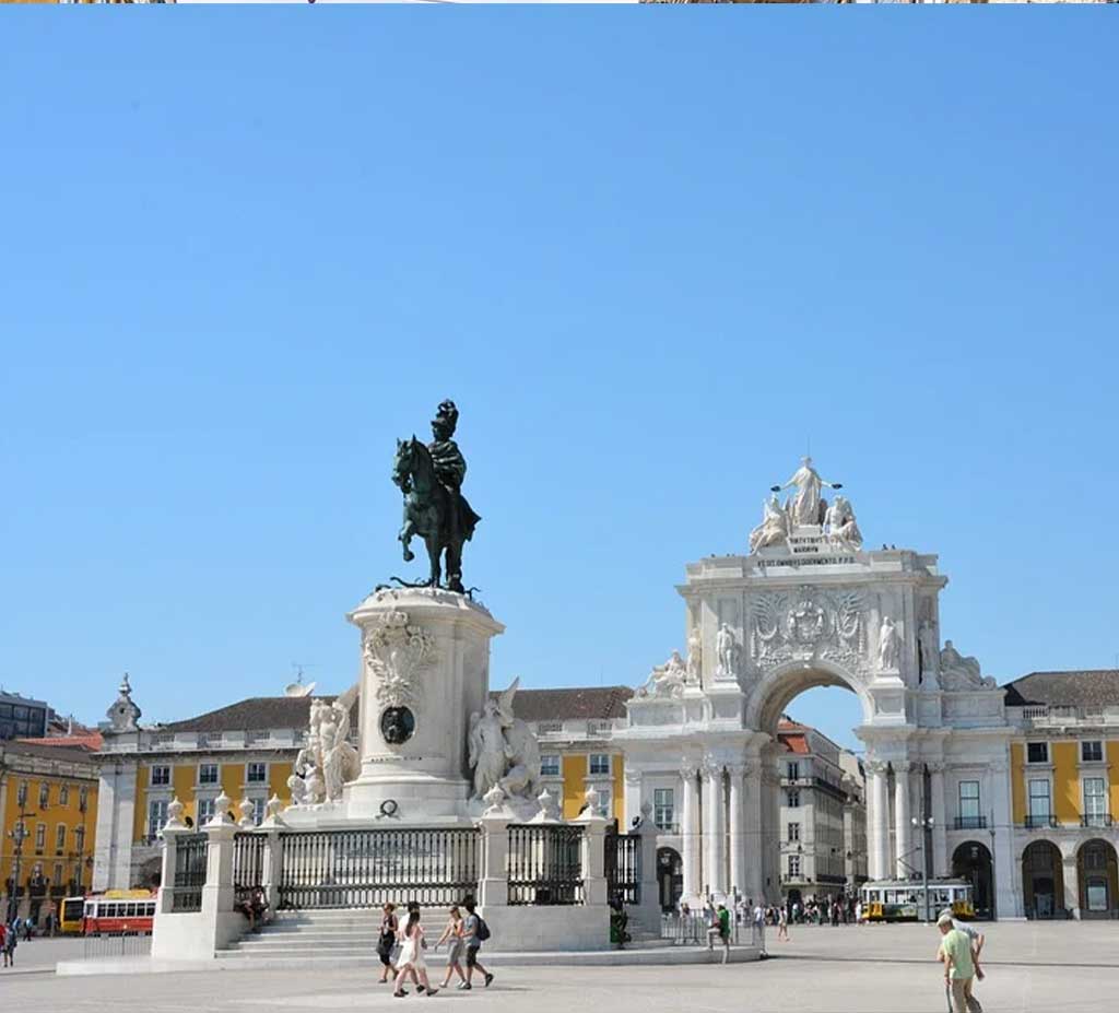 Explore Lisbon In A Day With A Private Tour